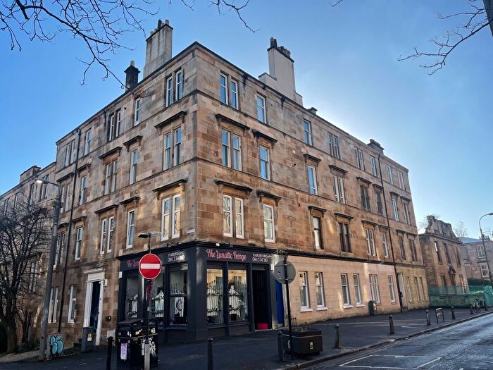 3 Bedroom Flat To Rent In Bank Street, Glasgow, G12
