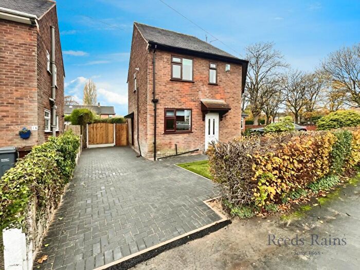3 Bedroom Semi-Detached House To Rent In Winterslow Avenue, Manchester, Greater Manchester, M23