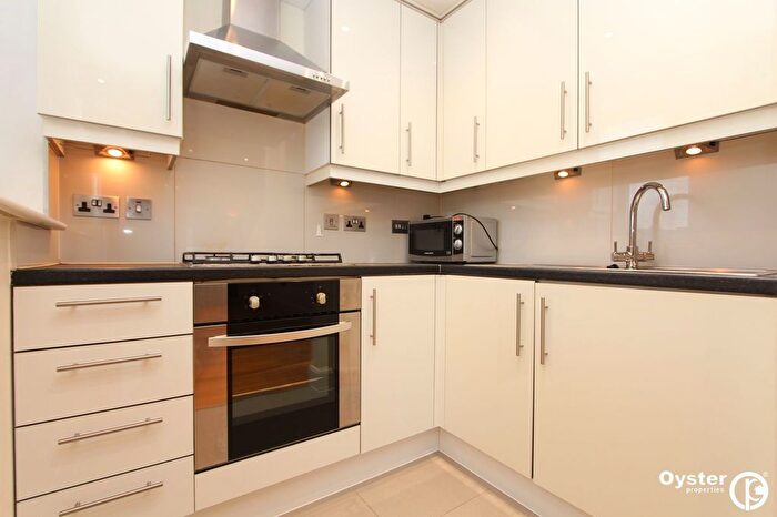 1 Bedroom Flat To Rent In Woodford Road, Watford, WD17