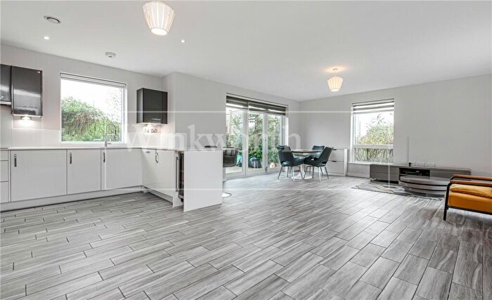 4 Bedroom Town House To Rent In Mark Twain Drive, London, NW2