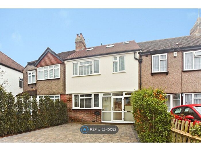 4 Bedroom Terraced House To Rent In Brockenhurst Way, London, SW16