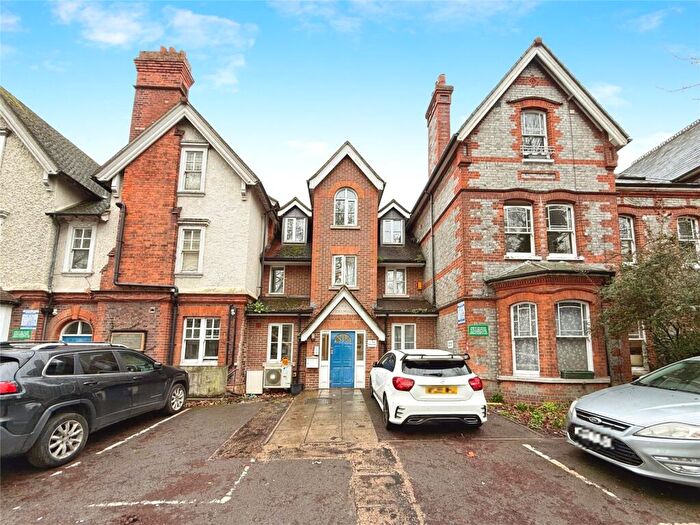 1 Bedroom Apartment For Sale In London Road, Reading, Berkshire, RG1