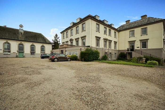 1 Bedroom Flat For Sale In Heatherton Park, Bradford On Tone, Taunton, TA4