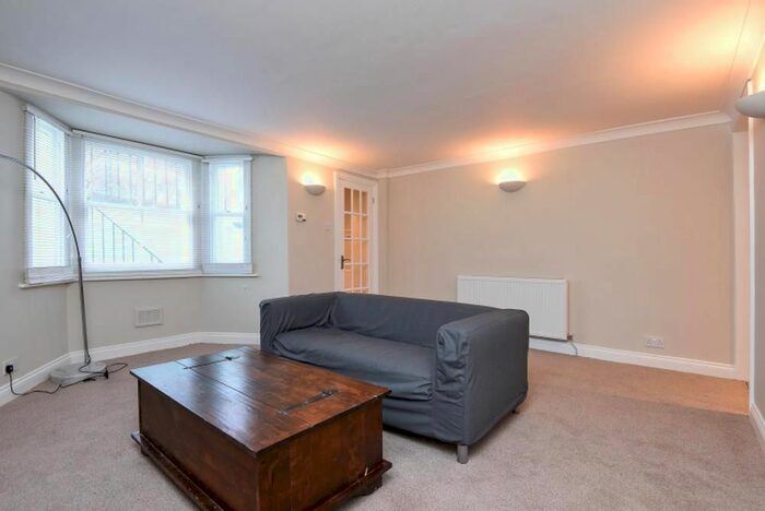 1 Bedroom Flat To Rent In Collingham Place, London, SW5