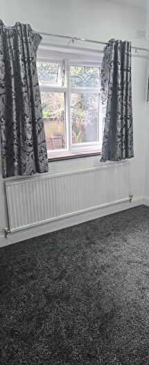 4 Bedroom Bungalow To Rent In Chase Cross Road, Romford, RM5