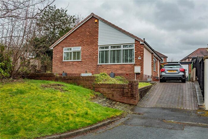 3 Bedroom Detached Bungalow For Sale In Lower Green, Alkrington, Middleton, Manchester, M24