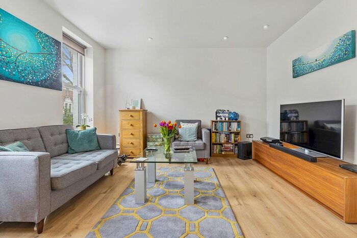 1 Bedroom Flat To Rent In Hartington Road, London, W13