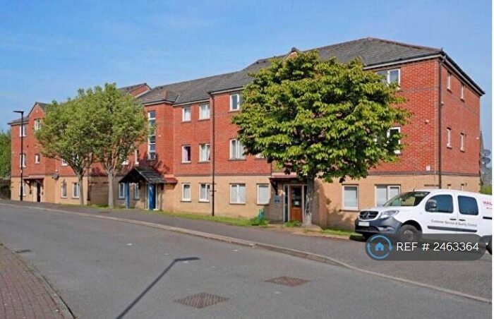2 Bedroom Flat To Rent In Manor Oaks Gardens, Sheffield, S2