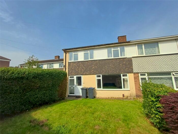 4 Bedroom Semi-Detached House To Rent In Topcroft Road, Birmingham, West Midlands, B23