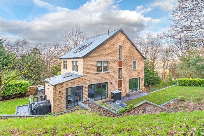 5 Bedroom Detached House For Sale In Hollin Hall Drive, Ilkley, West Yorkshire, LS29