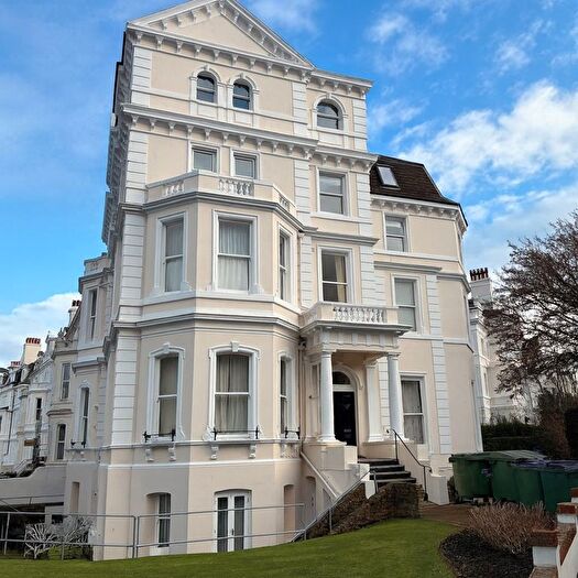 2 Bedroom Flat To Rent In Augusta Gardens, Folkestone, CT20
