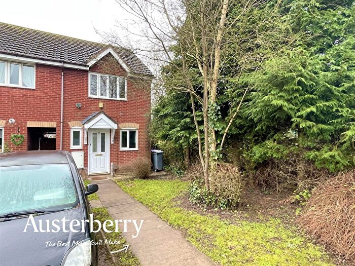 2 Bedroom Town House To Rent In Ayreshire Grove, Lightwood, Stoke-On-Trent, Staffordshire, ST3