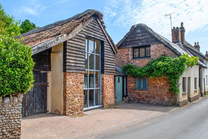 3 Bedroom Barn Conversion For Sale In Church Road, Colaton Raleigh, EX10