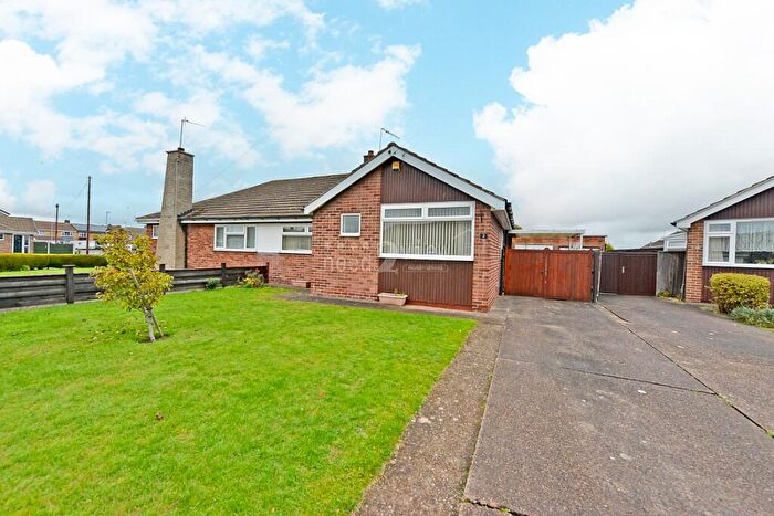2 Bedroom Semi-Detached Bungalow For Sale In Belmont Close, Hucknall, Nottingham, Nottinghamshire, NG15