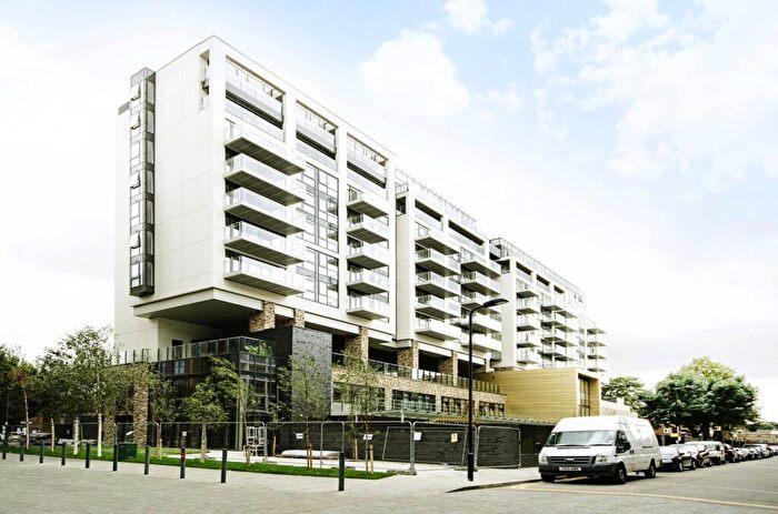 1 Bedroom Flat To Rent In Beechwood Road, , Dalston, London, E8