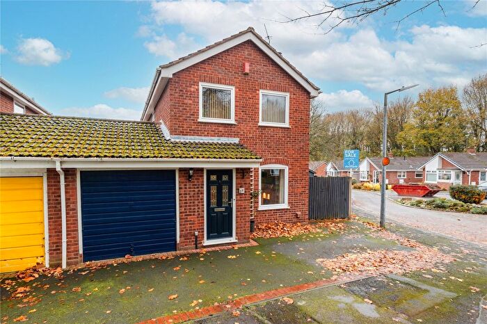 3 Bedroom Detached House For Sale In Berberis Road, Leegomery, Telford, Shropshire, TF1