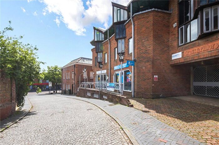 1 Bedroom Flat For Sale In Cross & Pillory House, Cross & Pillory Lane, Alton, Hampshire, GU34