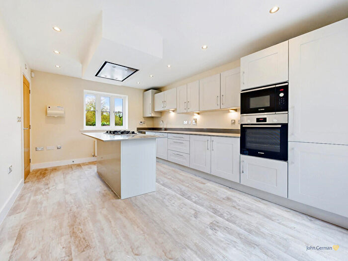 4 Bedroom Detached House For Sale In Uttoxeter Road, Alton, ST10