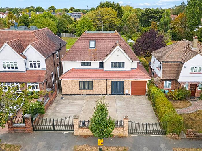 6 Bedroom Detached House For Sale In Brookside, Emerson Park, RM11