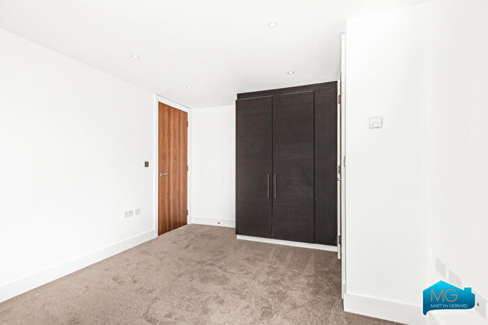 2 Bedroom Apartment To Rent In Titan Court, London, NW7