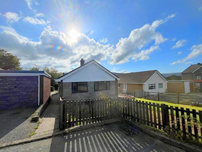 3 Bedroom Detached Bungalow For Sale In Hazelmere Estate, Rhayader, LD6