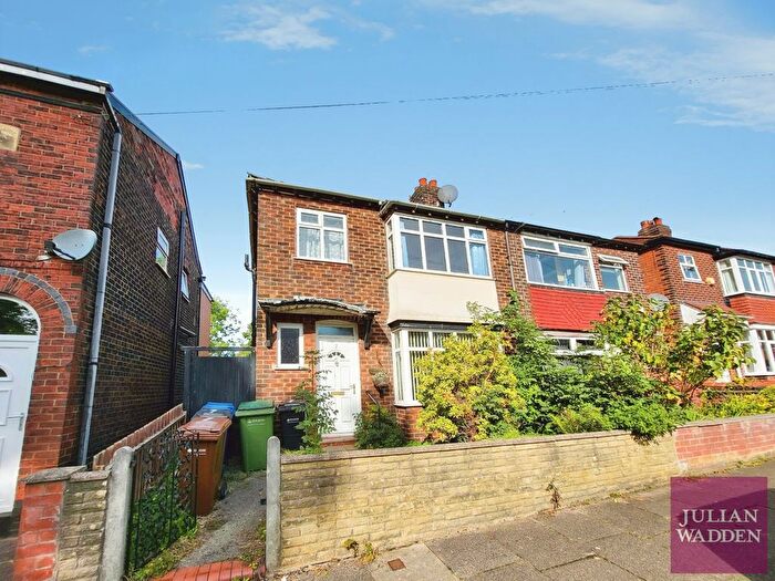 3 Bedroom Semi-Detached House For Sale In Rayner Street, Offerton, Stockport, SK1