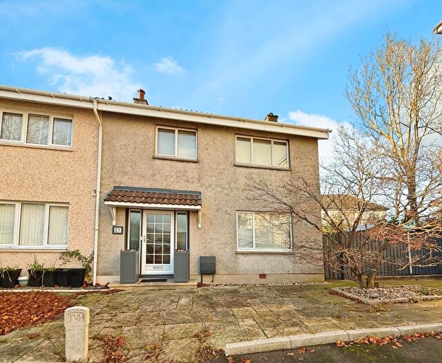 3 Bedroom End Of Terrace House For Sale In Saskatoon Place, Glasgow, G75