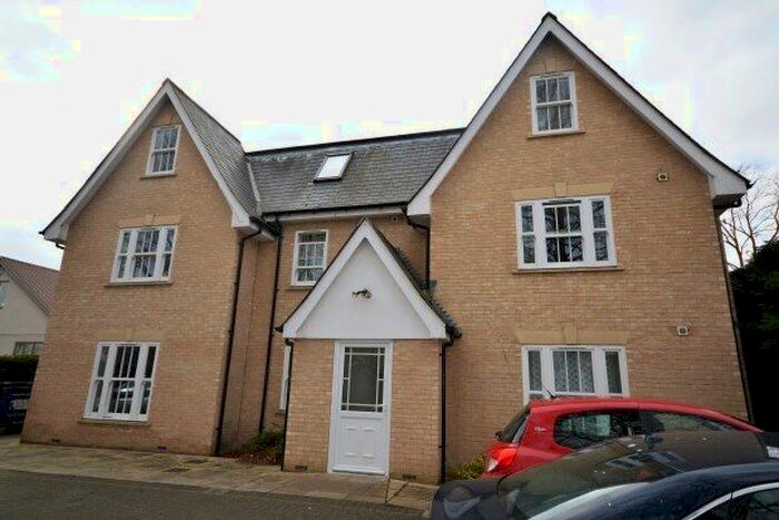 2 Bedroom Flat To Rent In Cambridge Road, Cambridge, CB22