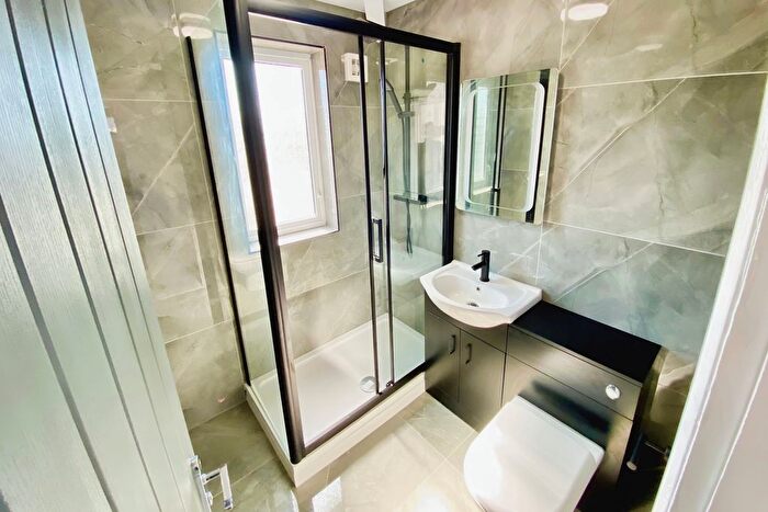 3 Bedroom Semi-Detached House For Sale In Leicester Road, Groby, LE6