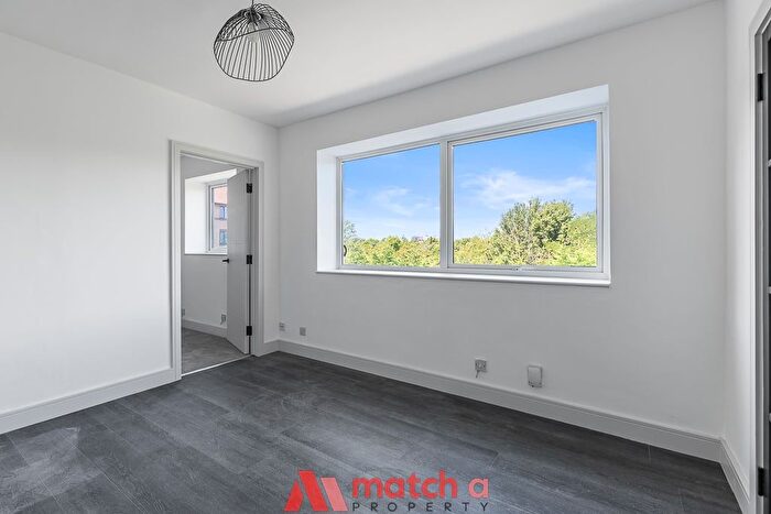 1 Bedroom Flat To Rent In Perivale Lane, Greenford, Middlesex, UB6