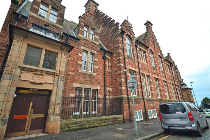 2 Bedroom Flat To Rent In Drummond Street, Central, Edinburgh, EH8