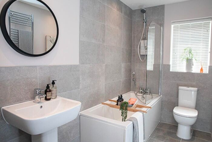 4 Bedroom Detached House For Sale In Clifton Drive, Chester, CH1