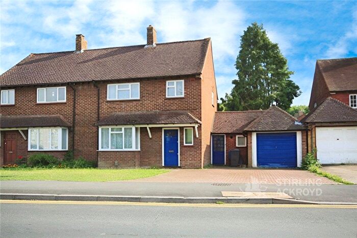 5 Bedroom Semi-Detached House To Rent In Southway, Guildford, GU2