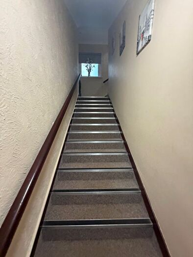 2 Bedroom Flat To Rent In Strand, Beith, KA15