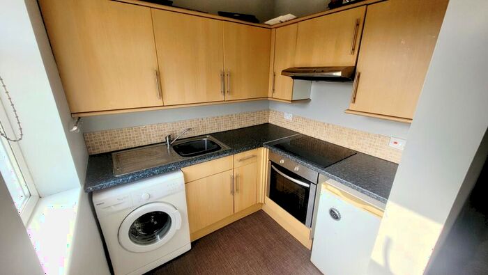 1 Bedroom Flat To Rent In Oxford Street, Coalville, LE67