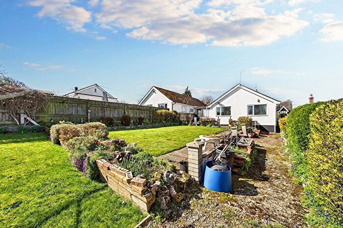 3 Bedroom Detached Bungalow For Sale In Blacksmith Lane, Barnham, IP24