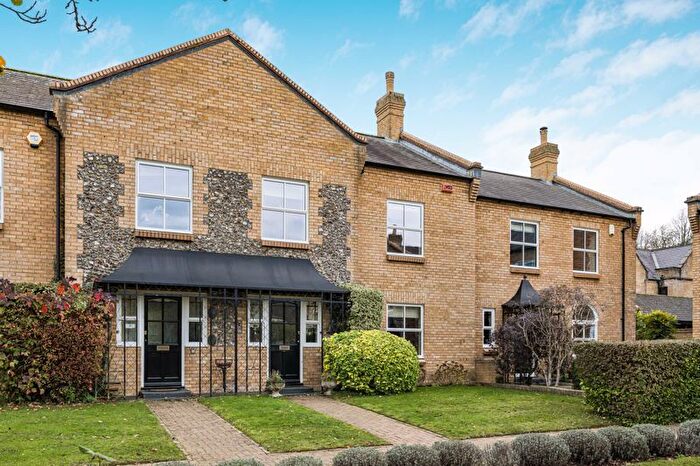3 Bedroom Mews For Sale In Hanbury Mews, Hanbury Manor, Ware, SG12