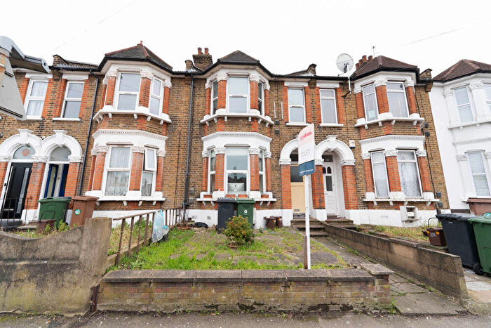 1 Bedroom Flat To Rent In Grove Green Road, Leytonstone, E11