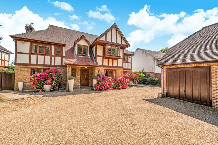 5 Bedroom Detached House To Rent In London Road, Windesham, GU20