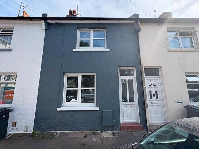 2 Bedroom Terraced House To Rent In Commercial Road, Eastbourne, BN21