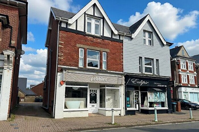 2 Bedroom Maisonette To Rent In Lymington Road, Highcliffe, Dorset., BH23