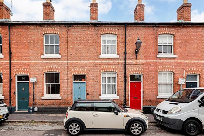 2 Bedroom Terraced House For Sale In Albion Place, Chester, CH1