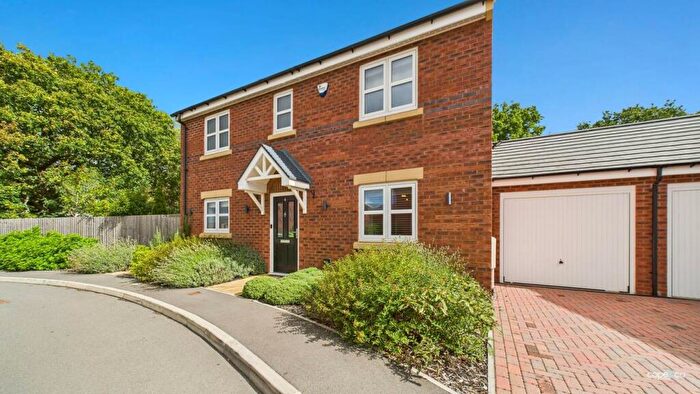 3 Bedroom Detached House To Rent In Burnell Close, Alfreton, Derbyshire, DE55