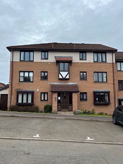 2 Bedroom Flat To Rent In The Gallolee, Colinton, Edinburgh, EH13