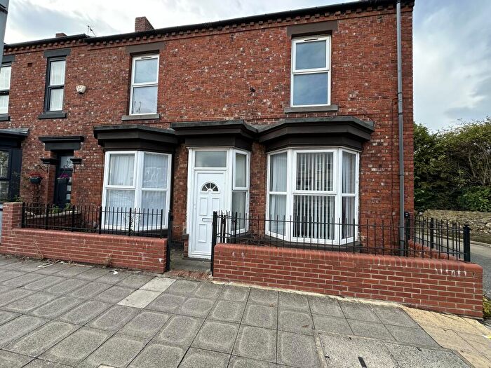 2 Bedroom End Of Terrace House For Sale In Chichester Road, South Shields, NE33