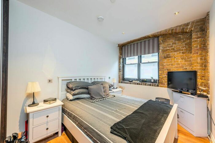 1 Bedroom Flat To Rent In Lawn Lane, Vauxhall, London, SW8