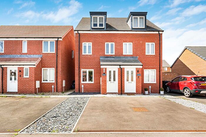 3 Bedroom Semi-Detached House For Sale In Arnold Way, Grove, Wantage, Oxfordshire, OX12
