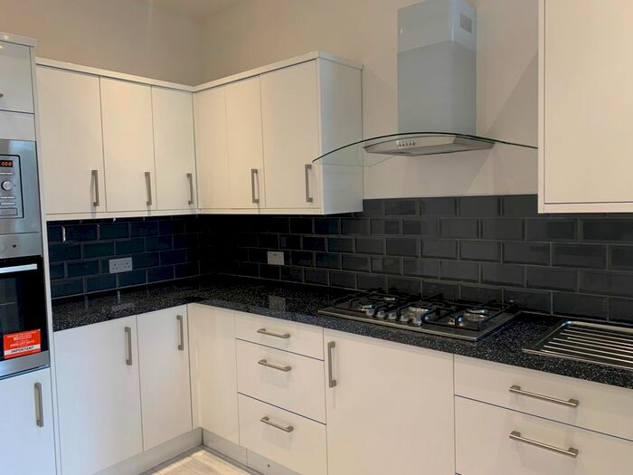 4 Bedroom Terraced House To Rent In Rainham Road, Gillingham, Kent ME7