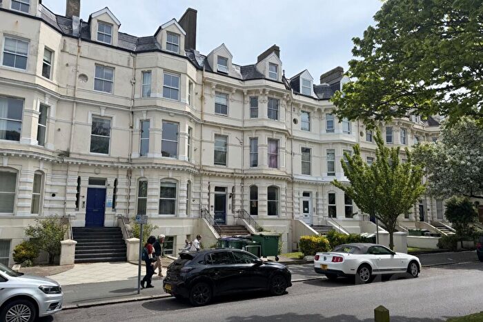 2 Bedroom Apartment For Sale In Castle Hill Avenue, Folkestone, CT20