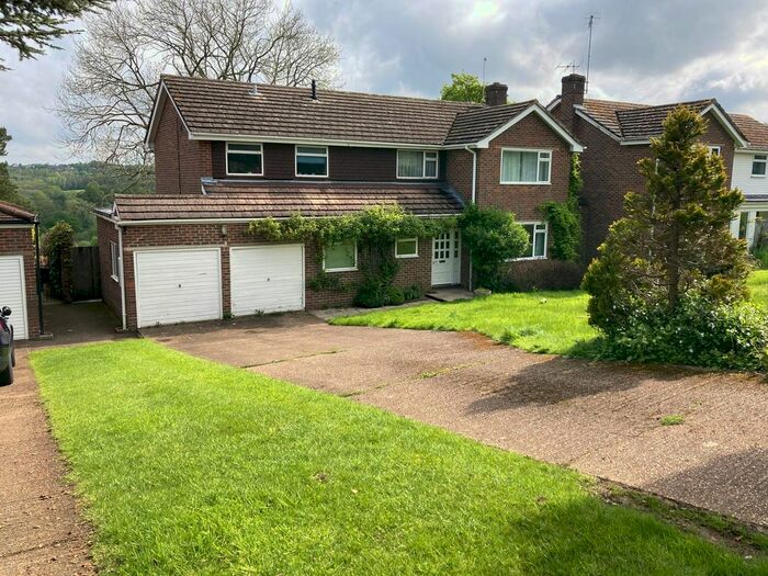 4 Bedroom Detached House To Rent In Cobhams, Speldhurst, TN3